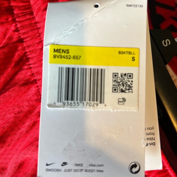 Men’s Nike Shorts - Picture 3 of 3